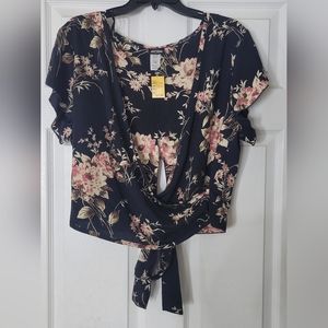 Junior plus 3xl- crop top